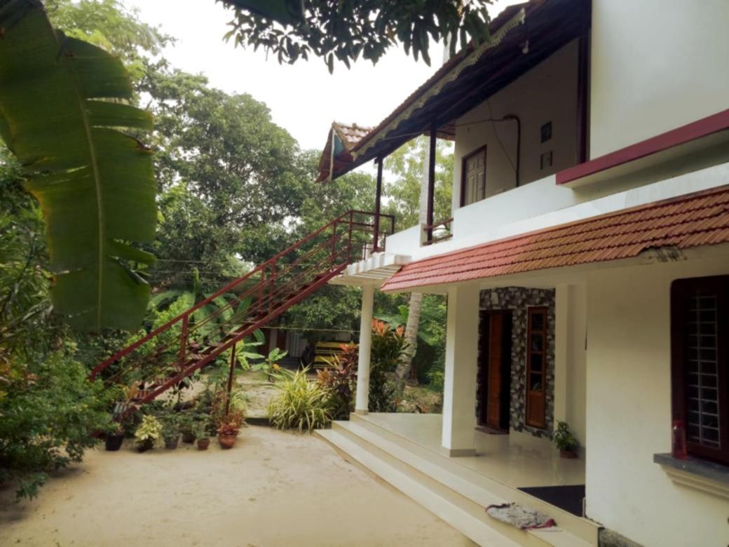Loveshore Marari Mararikulam Exterior photo
